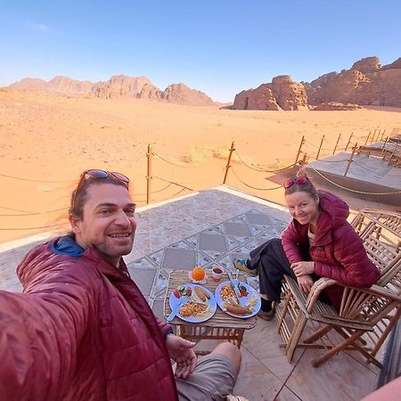 Wadi Rum Sky Tours & Camp Esterno foto