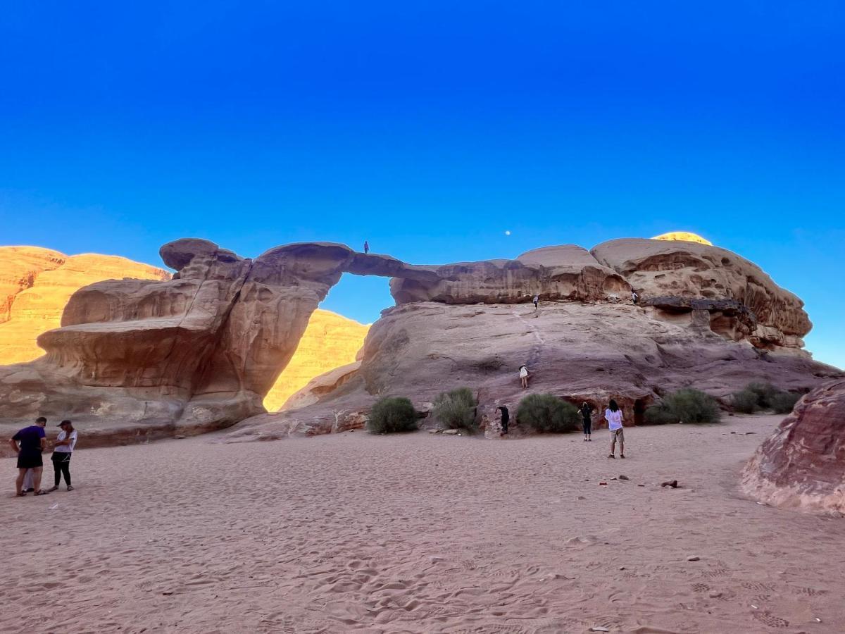 Wadi Rum Sky Tours & Camp Esterno foto
