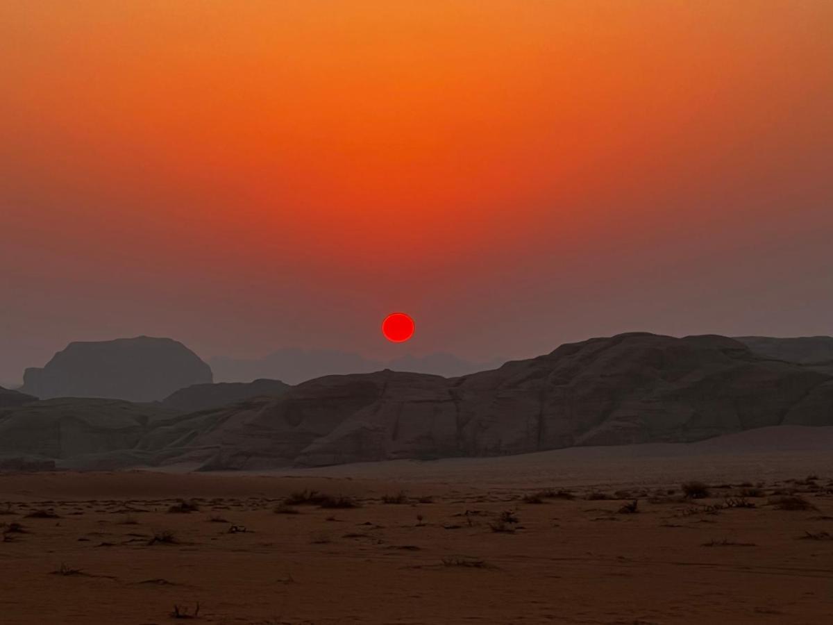 Wadi Rum Sky Tours & Camp Esterno foto