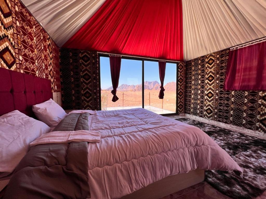 Wadi Rum Sky Tours & Camp Esterno foto