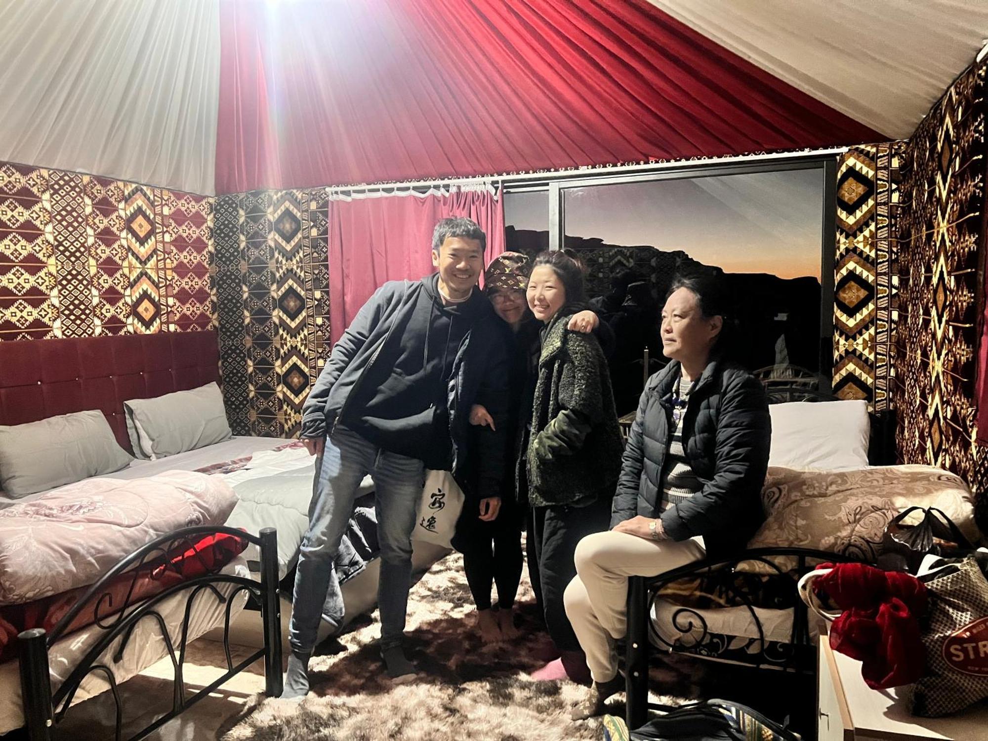 Wadi Rum Sky Tours & Camp Esterno foto