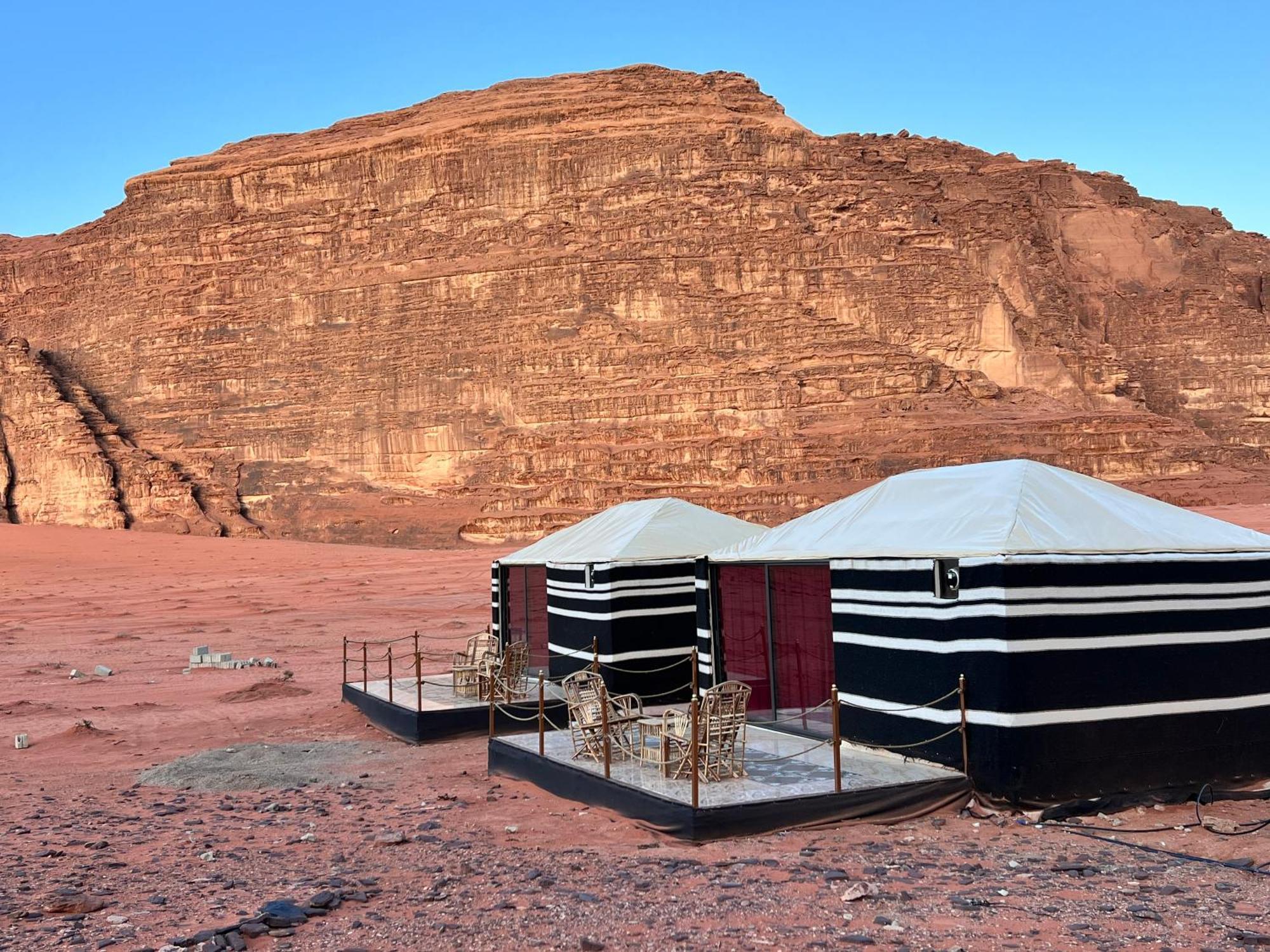 Wadi Rum Sky Tours & Camp Esterno foto